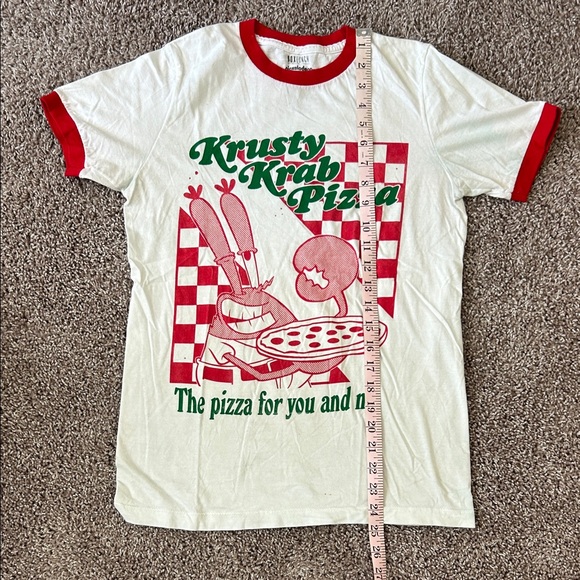 Iconic Krusty Krab Pizza T-Shirt - Picture 4 of 5